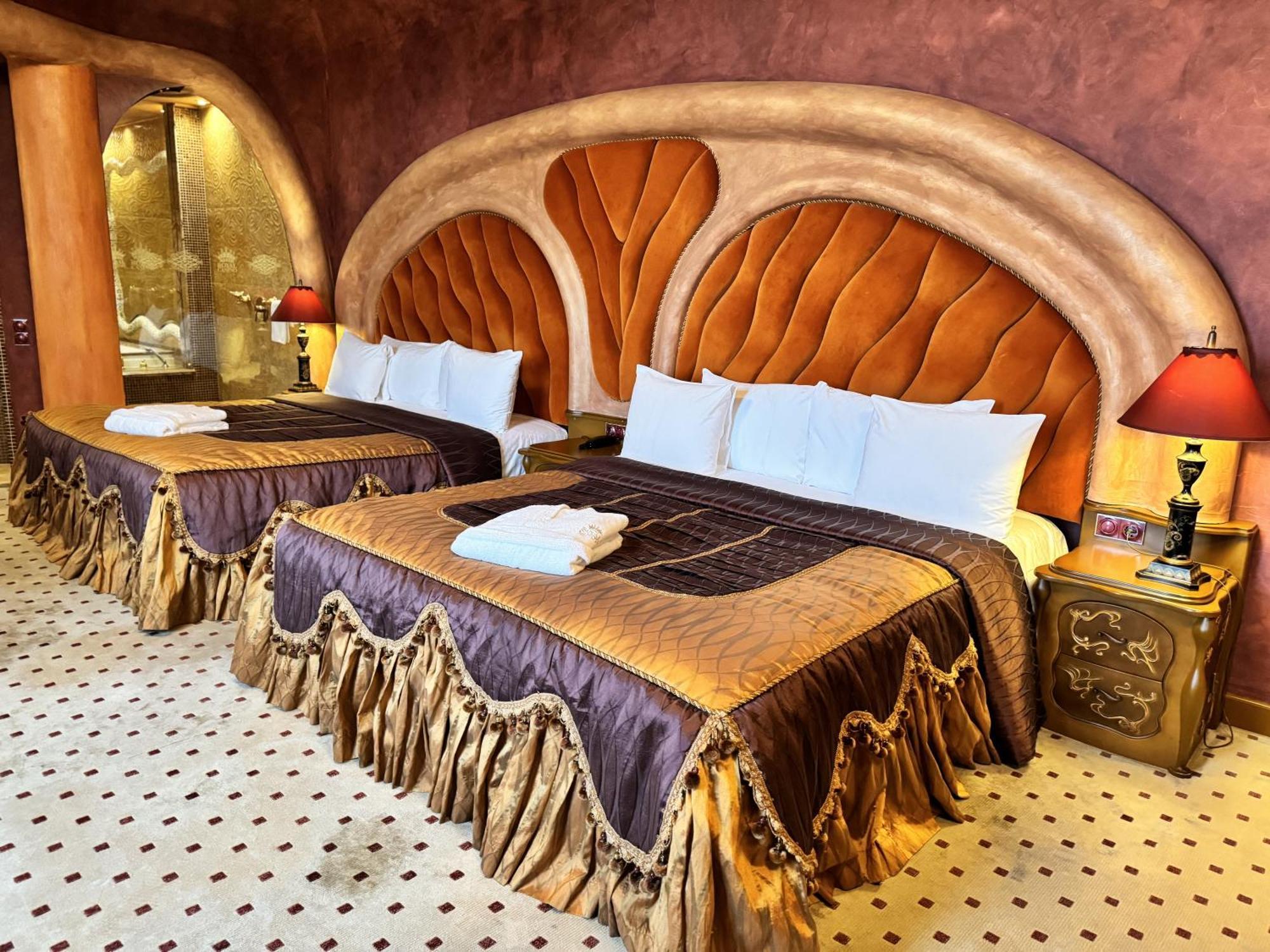 Royal Spa & Hotel Resort Рига Стая снимка