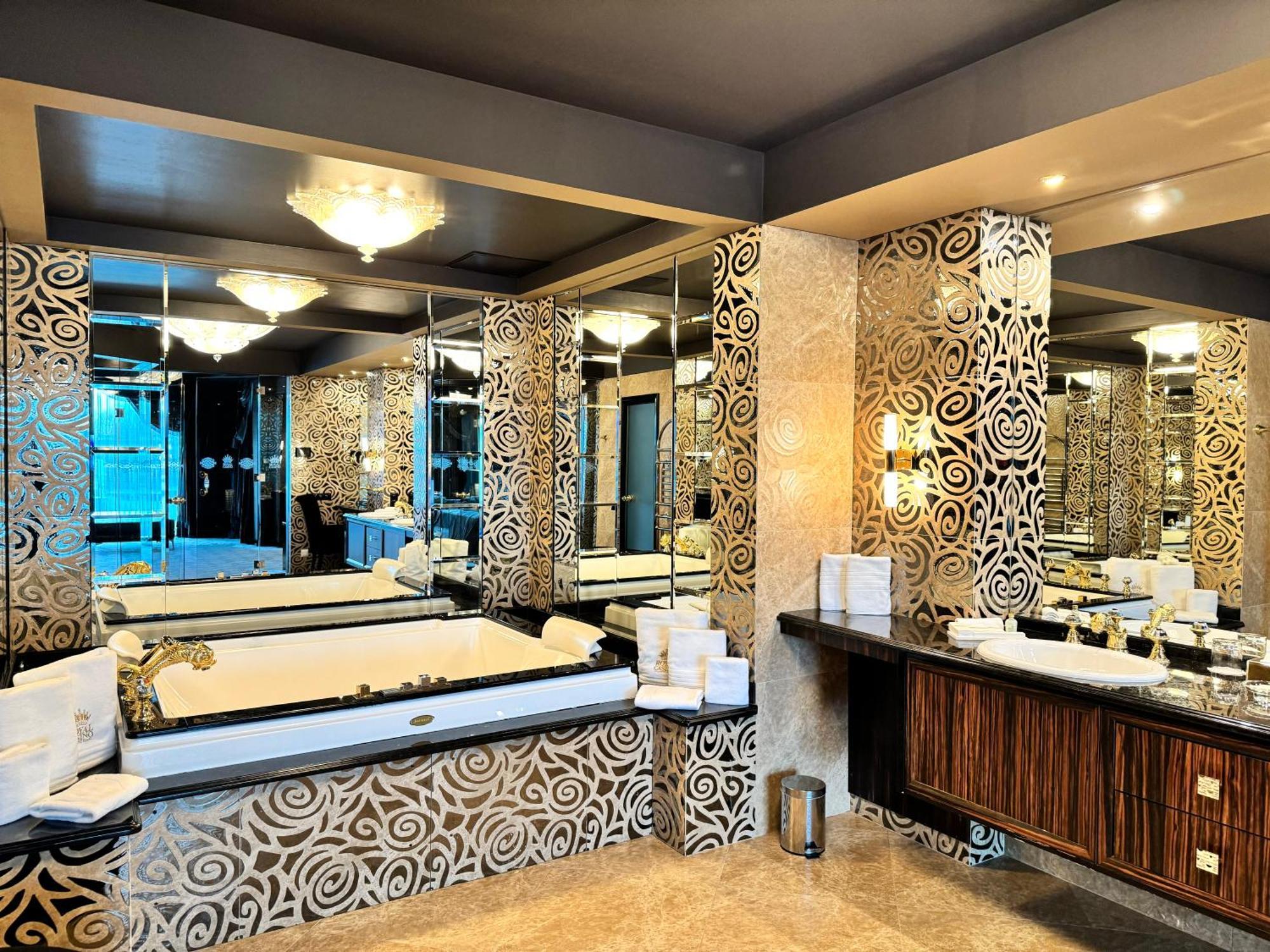 Royal Spa & Hotel Resort Рига Екстериор снимка