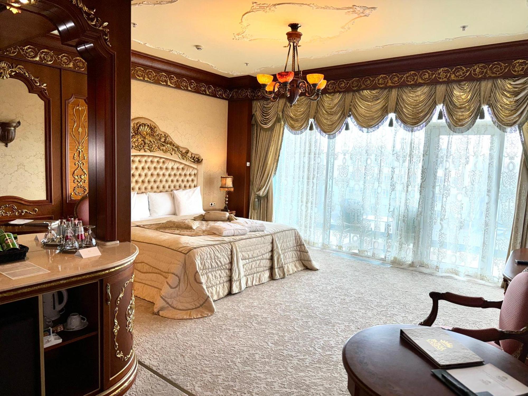 Royal Spa & Hotel Resort Рига Стая снимка