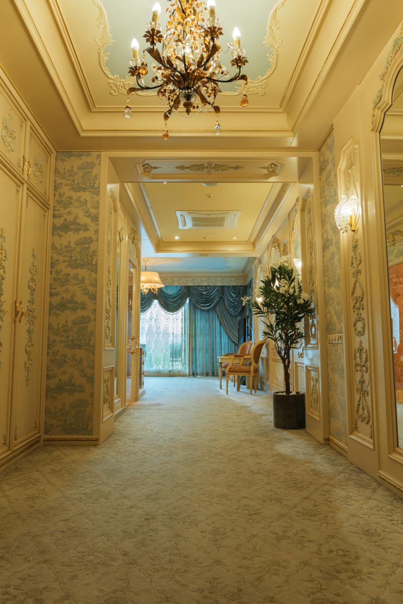 Royal Spa & Hotel Resort Рига Стая снимка