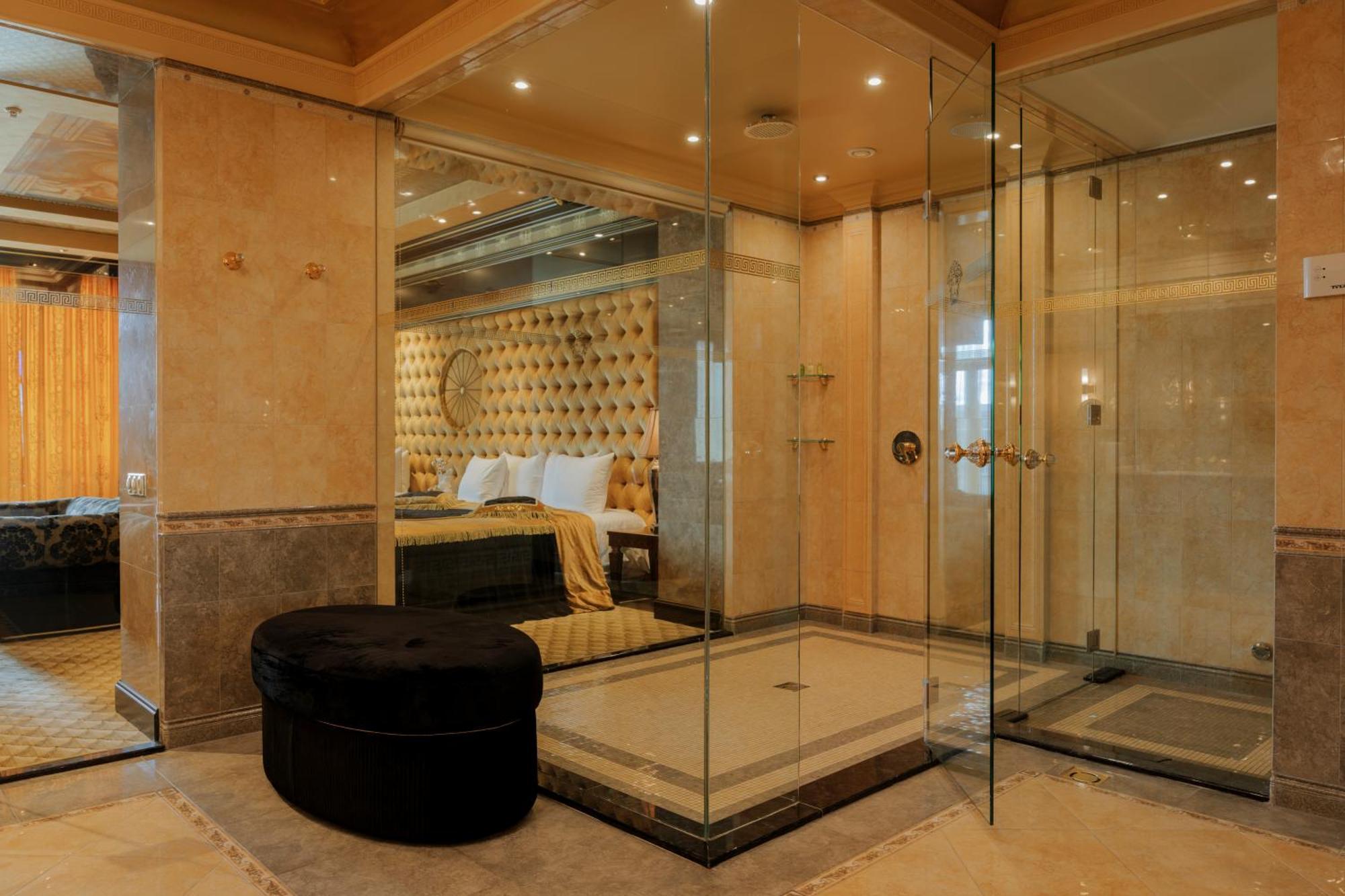 Royal Spa & Hotel Resort Рига Стая снимка