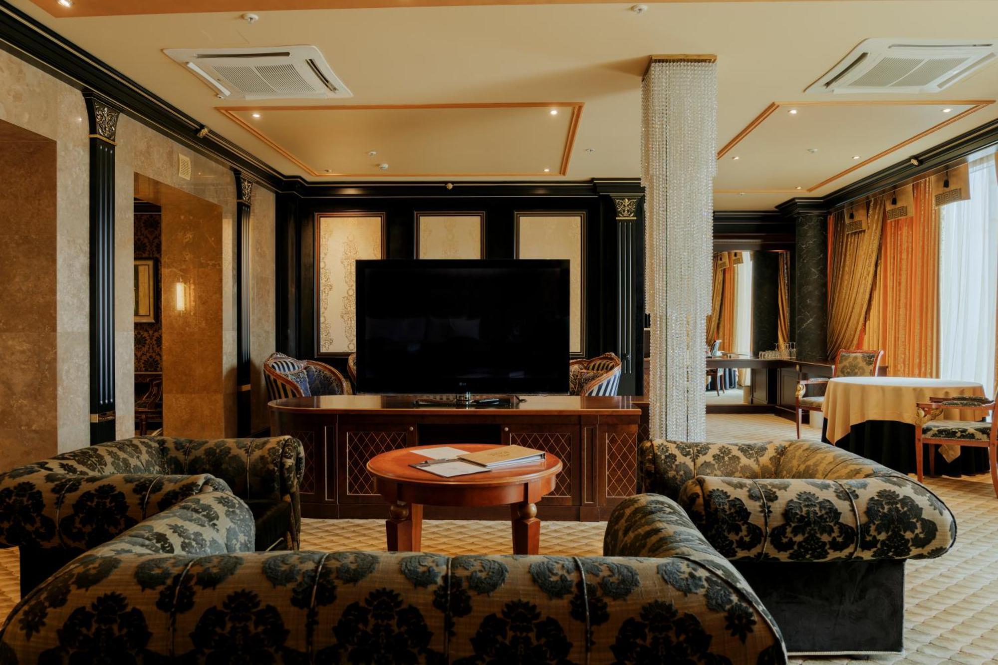 Royal Spa & Hotel Resort Рига Екстериор снимка